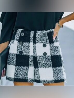 Mustard Seed Black White Gray Buffalo Plaid Wool Blend Shorts Size M